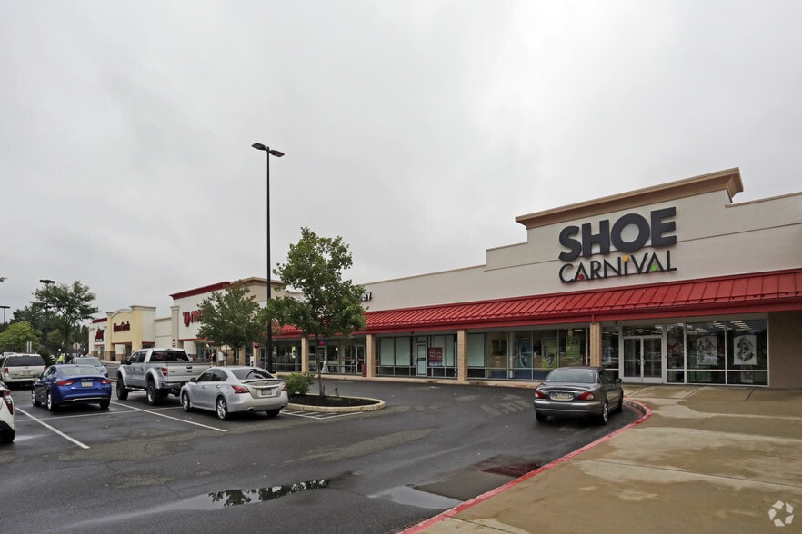 195-225 NW West End Blvd, Quakertown, PA for lease - Building Photo - Image 3 of 6