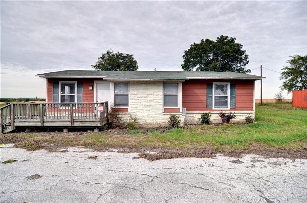 5853 E Highway 114, Rhome, TX for sale Primary Photo- Image 1 of 1