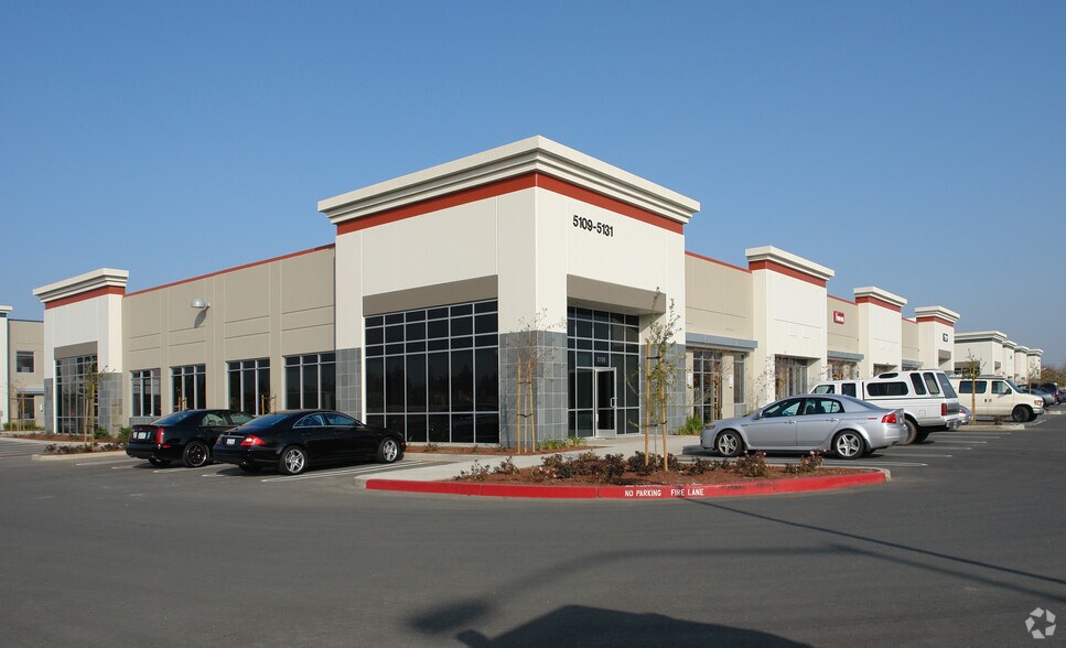 51075131 Lone Tree Way, Antioch, CA 94531