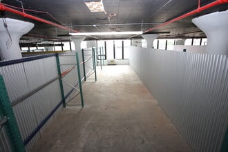 184-10-184-60 Jamaica Ave, Jamaica, NY for lease Interior Photo- Image 2 of 4