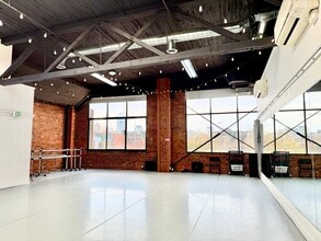 1621 12th Ave, Seattle, WA for lease Interior Photo- Image 2 of 8