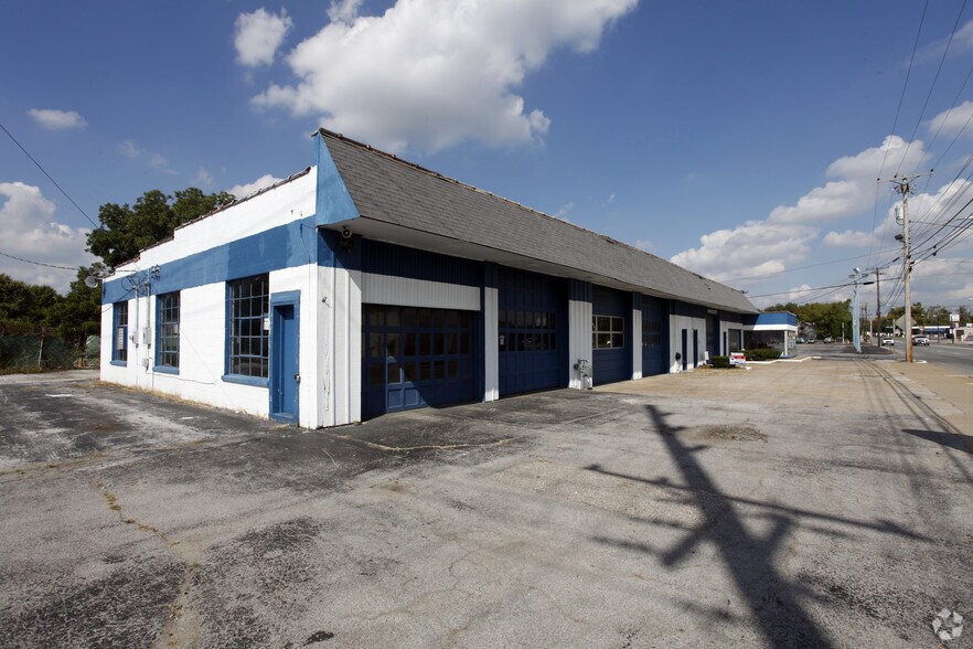 611 N Main St, Hopkinsville, KY for sale - Primary Photo - Image 1 of 41