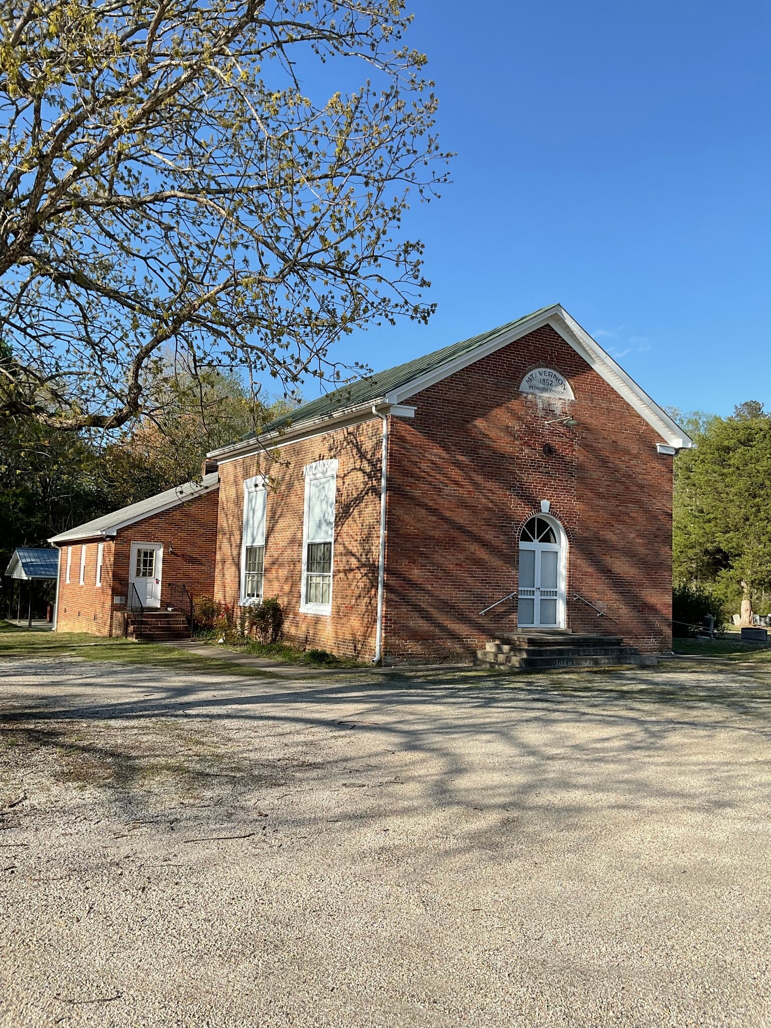 21075 Frog Level Rd, Ruther Glen, VA for sale Primary Photo- Image 1 of 13