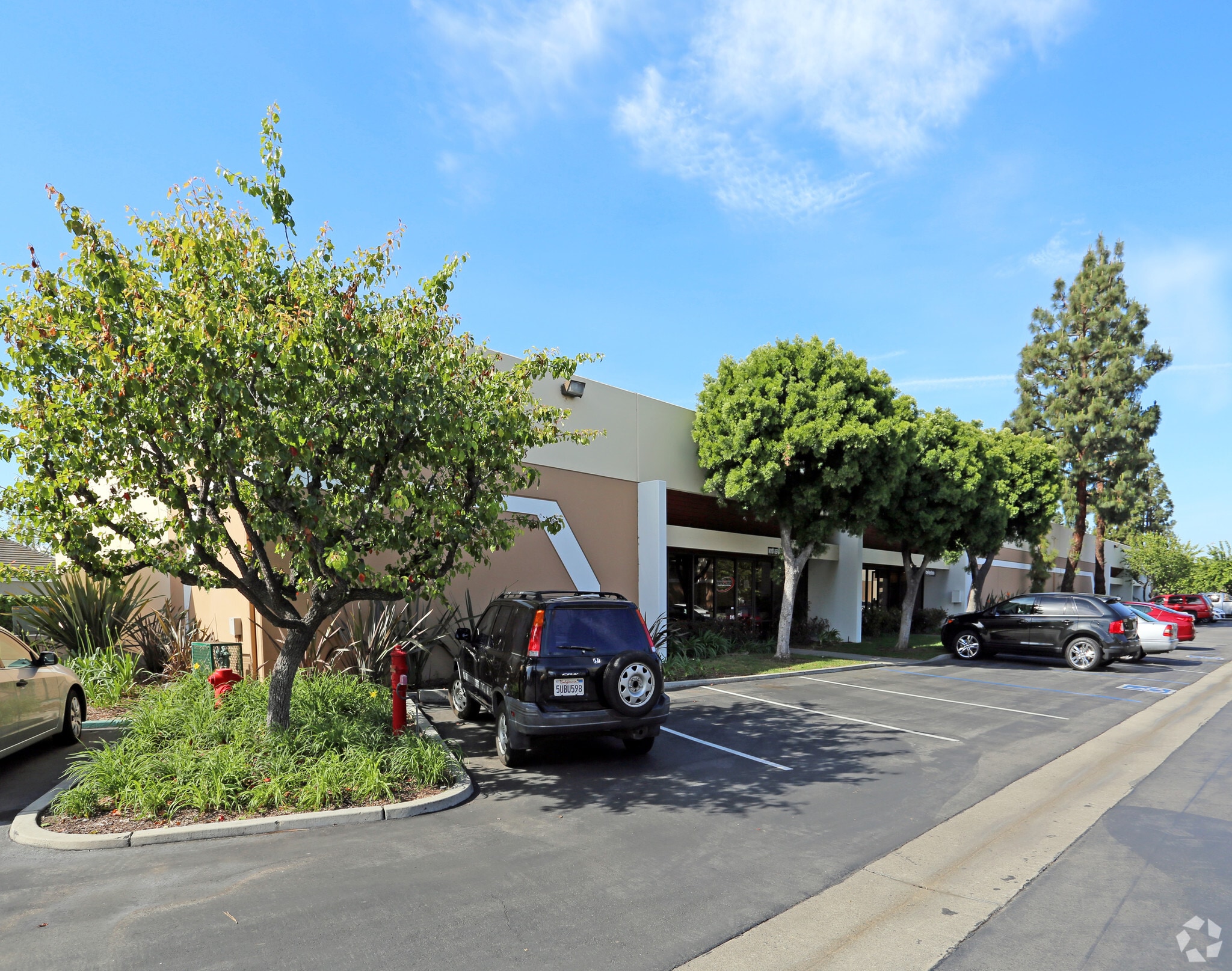 616-622 N Eckhoff St, Orange, CA for lease Primary Photo- Image 1 of 8