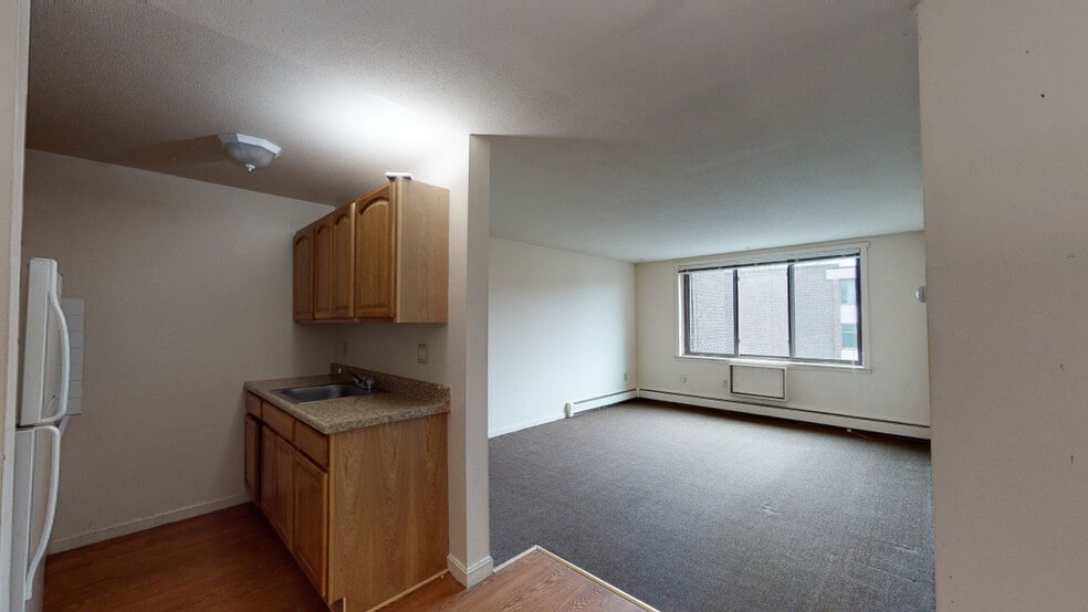 1021 Asylum Ave, Hartford, CT for sale - Matterport 3D Scan - Image 2 of 15