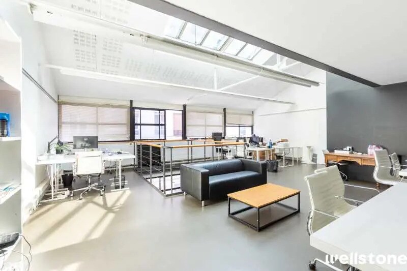 Office in Paris for lease - Building Photo - Image 3 of 14