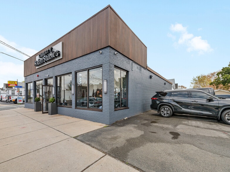 180 Broadway, Malden, MA for lease - Building Photo - Image 3 of 13