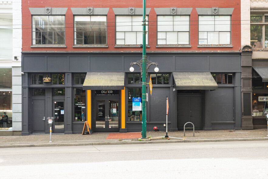 114-120 Hastings St W, Vancouver, BC for lease - Building Photo - Image 2 of 5