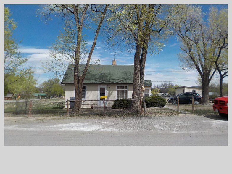 128 N Cedar Ave, Montrose, CO 81401