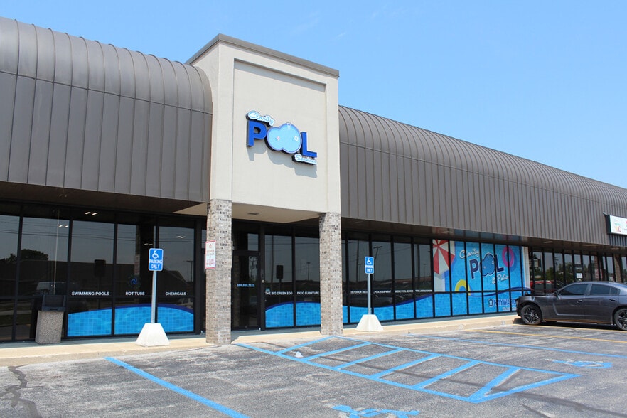 1010 W 7th St, Auburn, IN for sale - Primary Photo - Image 1 of 1