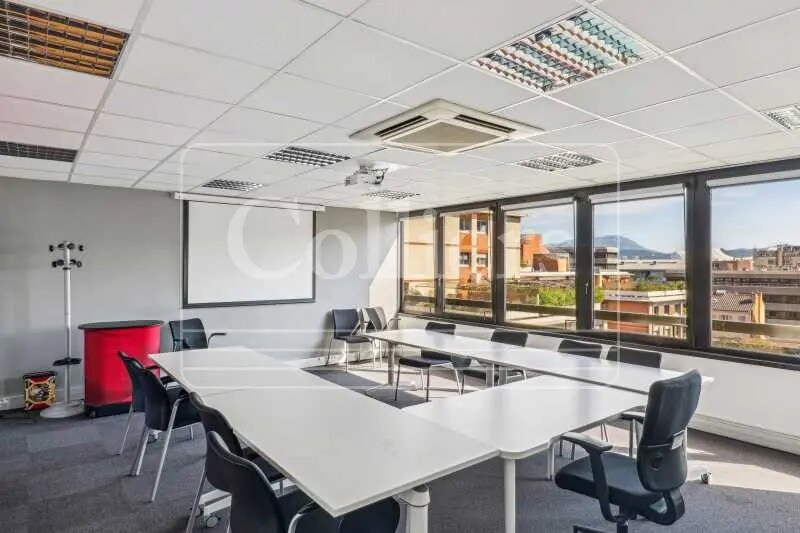 Office in Marseille for lease Building Photo- Image 1 of 12
