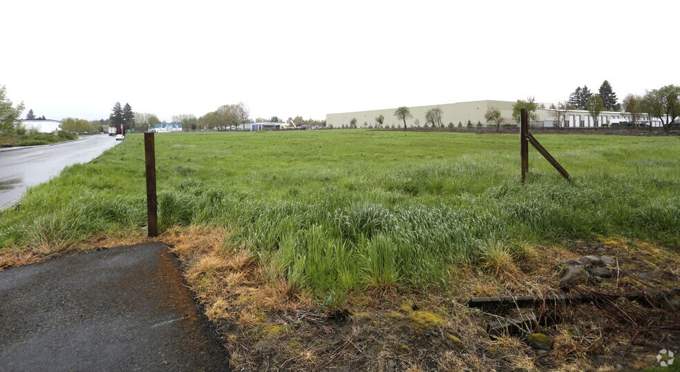 NE 121st Ave, Vancouver, WA for sale - Primary Photo - Image 1 of 1