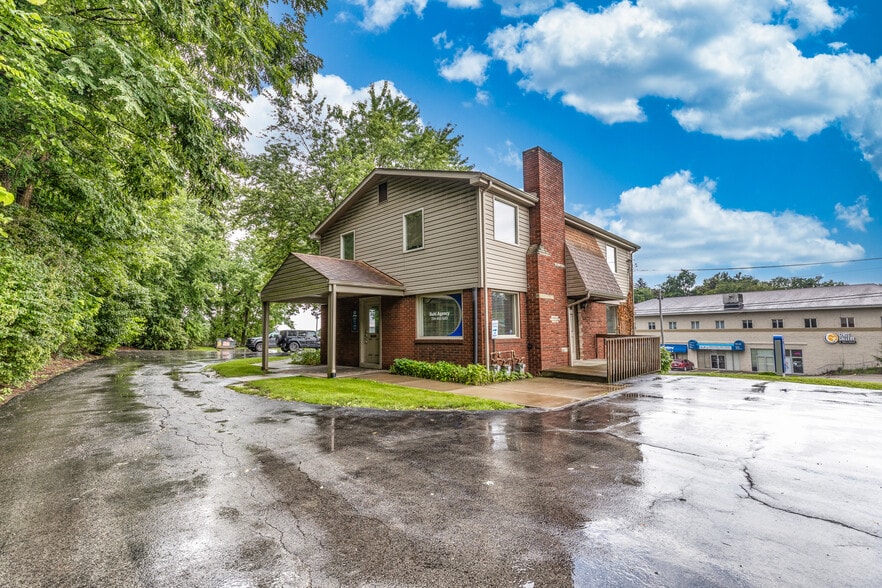 4204 Ewalt Rd, Gibsonia, PA for sale - Building Photo - Image 1 of 28