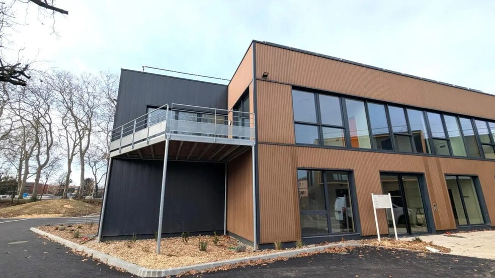 Office in Ramonville-Saint-Agne for lease - Building Photo - Image 3 of 17