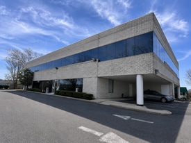BANK/MEDICAL/URGENT CARE OR INVESTMENT - Drive Through Restaurant