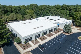 3300 Gateway Centre Blvd, Morrisville, NC - AERIAL  map view