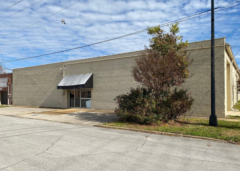 319 S Broadway St, Tupelo, MS for lease - Building Photo - Image 2 of 2