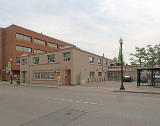 More details for 256-260 Church St, Oakville, ON - Office for Lease