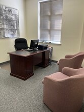 5850 Ellsworth Ave, Pittsburgh, PA for lease Interior Photo- Image 1 of 6