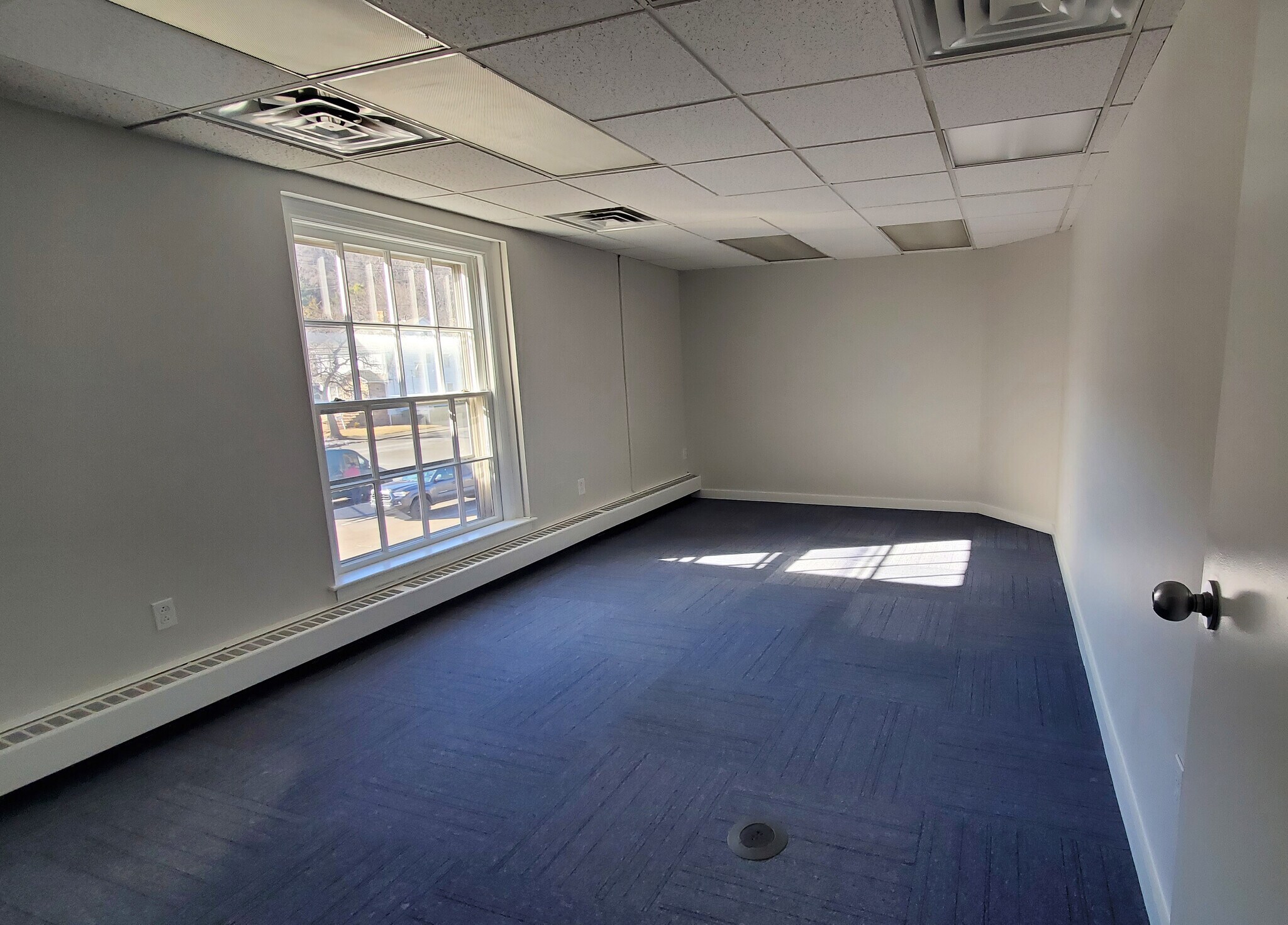 128 Amity Rd, Woodbridge, CT 06525 Office for Lease