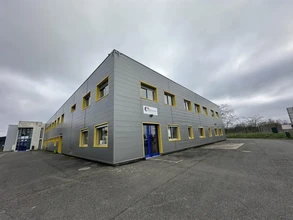 Office in Le Coudray for lease Building Photo- Image 1 of 15