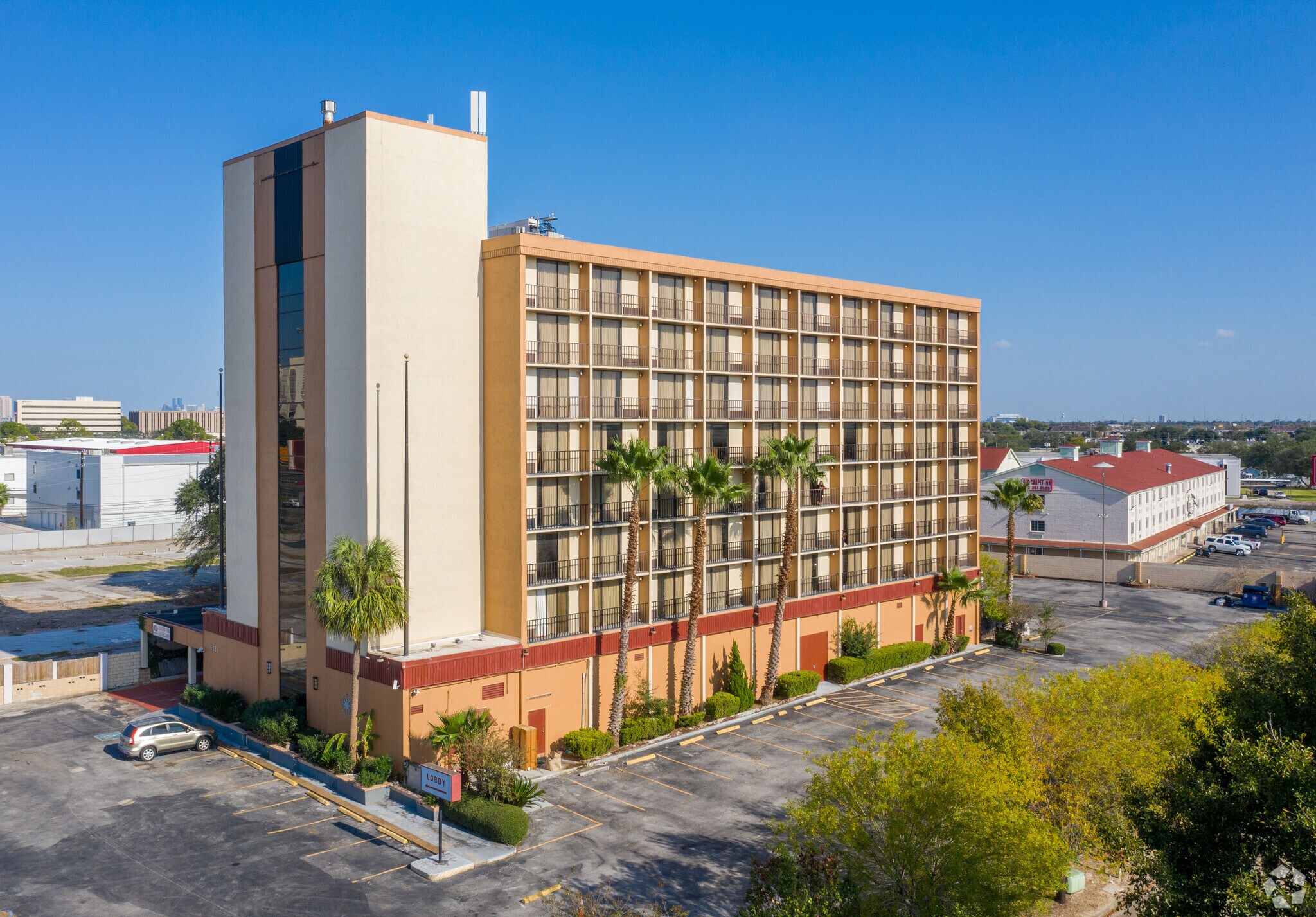 6885 Southwest Fwy, Houston, TX 77074