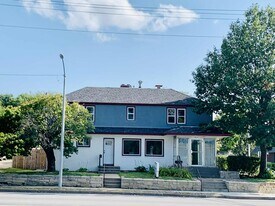 5519 Northwest Radial Hwy, Omaha NE - Triplex Property