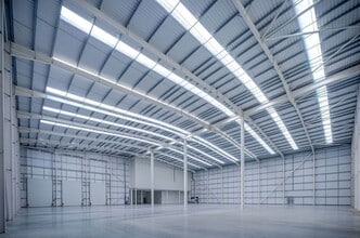 Limberline Rd, Portsmouth for lease Interior Photo- Image 2 of 4