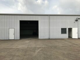 17704 French Rd, Houston TX - Warehouse