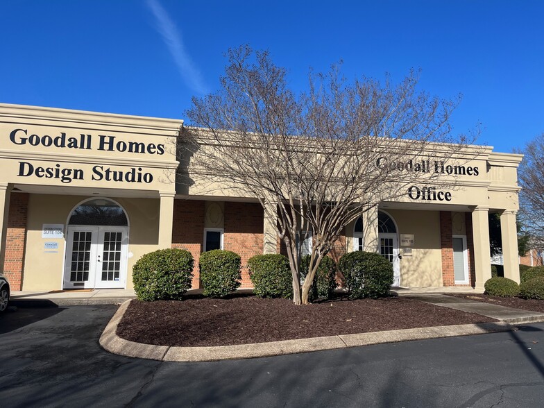 6160 Shallowford Rd, Chattanooga, TN for sale - Building Photo - Image 1 of 1