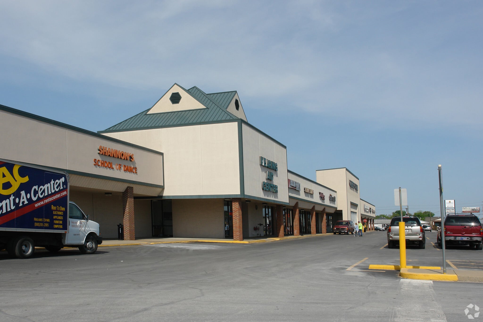 400 E Diamond Ave, Evansville, IN 47711 Town Center