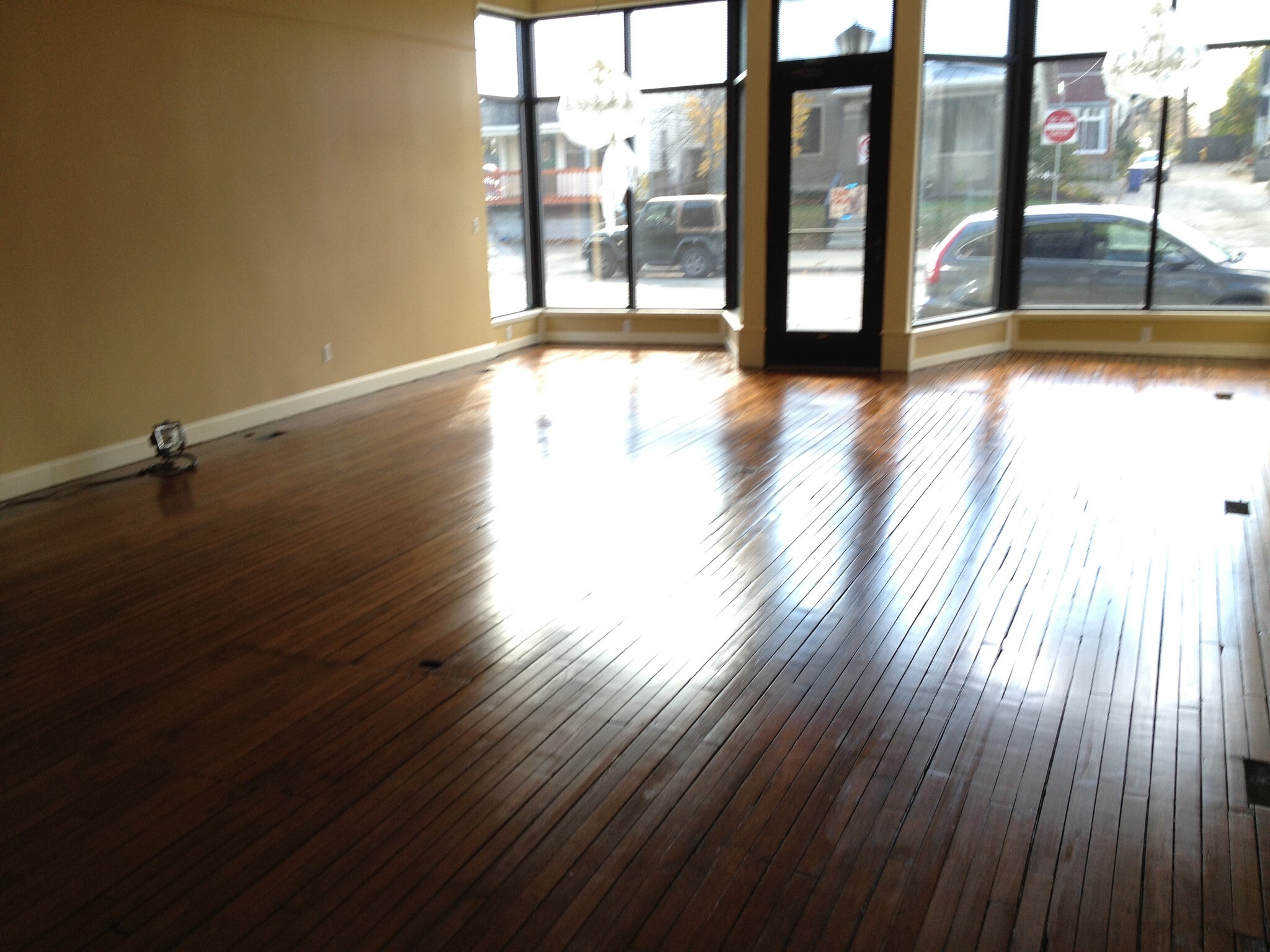 929 E Fulton St, Grand Rapids, MI for sale Building Photo- Image 1 of 1