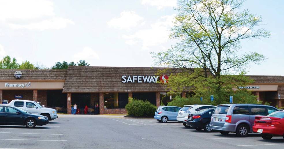 9521-9581 Braddock Rd, Fairfax, VA for lease - Building Photo - Image 3 of 4