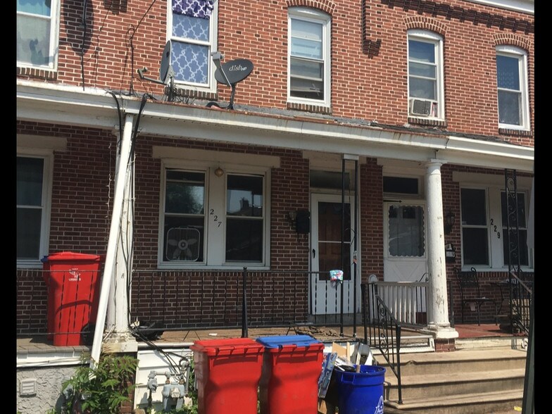 227 Buttonwood St, Norristown, PA 19401