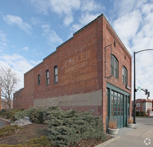 1702 W Fairview Ave, Boise, ID for sale - Primary Photo - Image 1 of 1