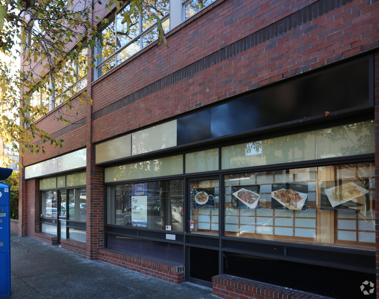 765-777 Broughton St, Victoria, BC for lease - Building Photo - Image 2 of 7