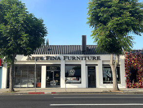 13830 Ventura Blvd, Sherman Oaks, CA for lease Building Photo- Image 2 of 3