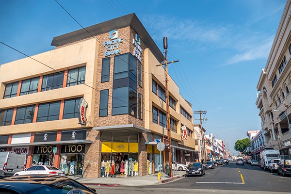 777 E 12th St, Los Angeles, CA for lease - Building Photo - Image 3 of 24