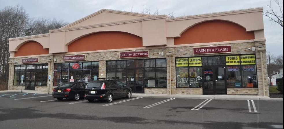 1709 State Route 35, Oakhurst, NJ for lease - Building Photo - Image 2 of 38