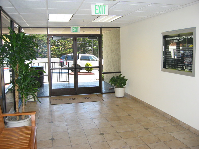 2400 Westborough Blvd, South San Francisco, CA for lease - Interior Photo - Image 2 of 11