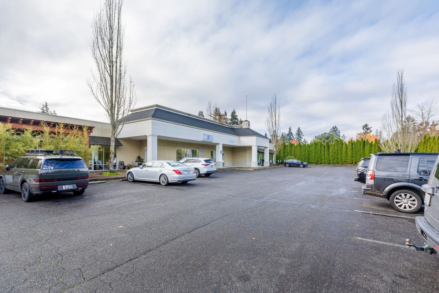 3175-3211 NW Glencoe Rd, Hillsboro, OR for lease - Building Photo - Image 2 of 10