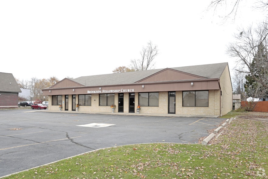 49532-49540 Gratiot Ave, Chesterfield, MI for lease - Building Photo - Image 3 of 16