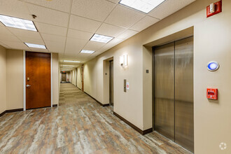 410 Rouser Rd, Coraopolis, PA for lease Interior Photo- Image 1 of 8