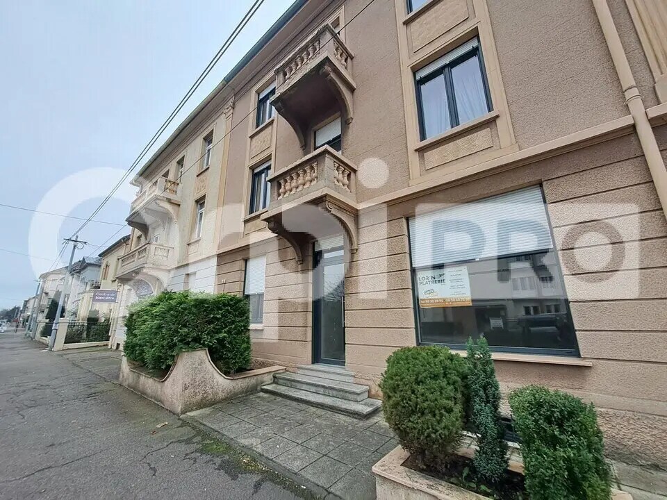 Office in Yutz for lease Building Photo- Image 1 of 8