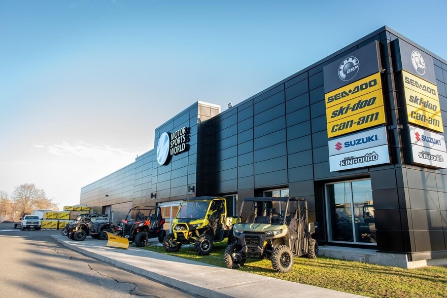 1375 Clyde Ave, Ottawa, ON for sale - Building Photo - Image 1 of 1