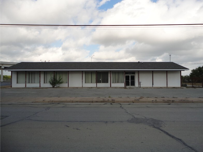 1515 Fisk Ave, Brownwood, TX for sale - Building Photo - Image 1 of 1