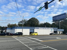 North Columbus Industrial, High Visibility! - Commercial Real Estate