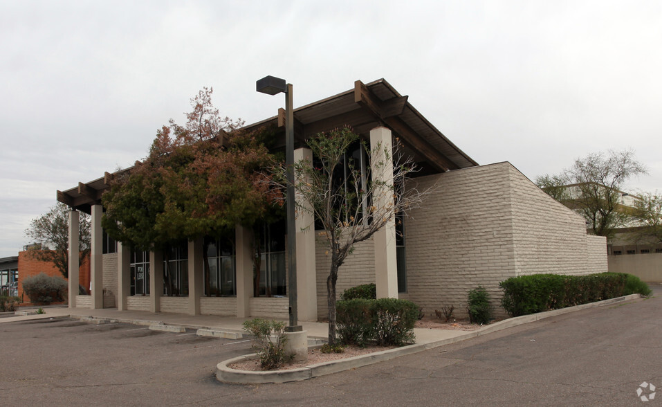 833 W Broadway Rd, Tempe, AZ for lease - Building Photo - Image 2 of 7