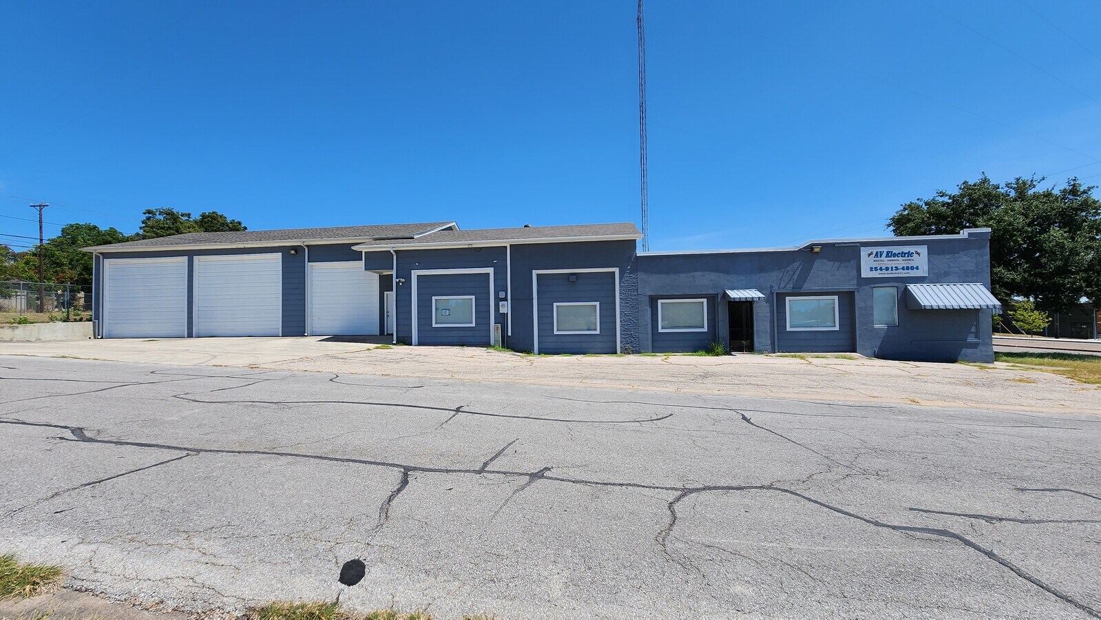 1902 N 3rd St, Temple, TX 76501