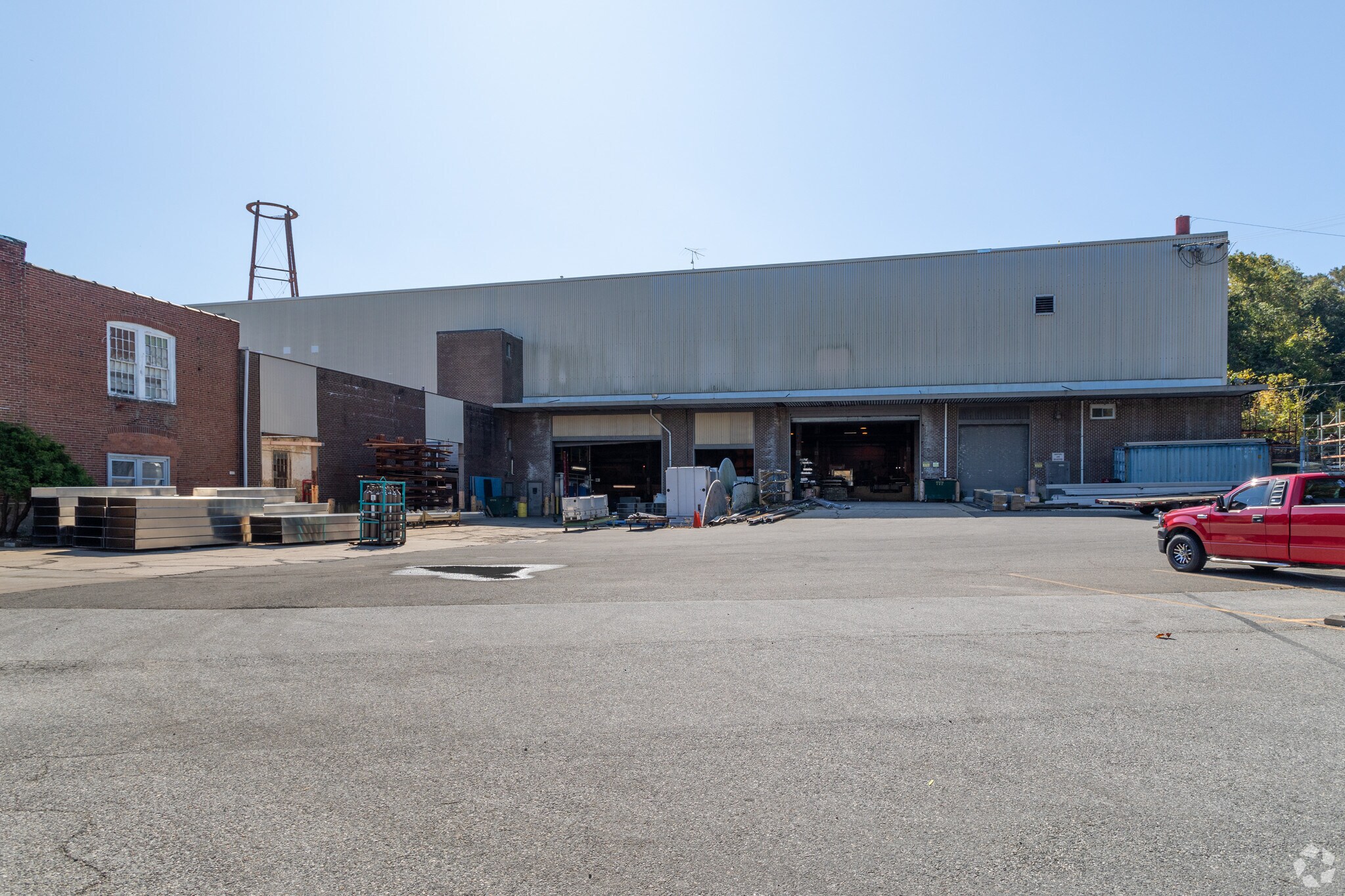 2 New Rd, Aston, PA 19014 Building A